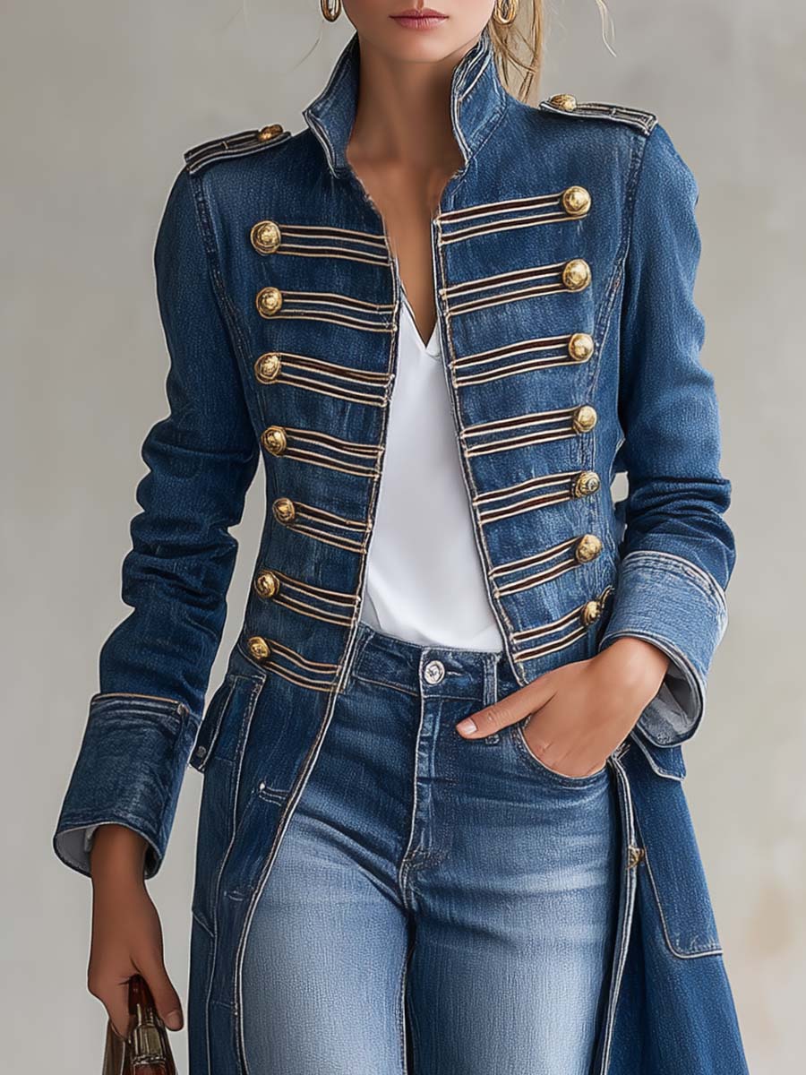 Joséphine | Cappotto stile ufficiale in denim lavato, bottoni dorati.