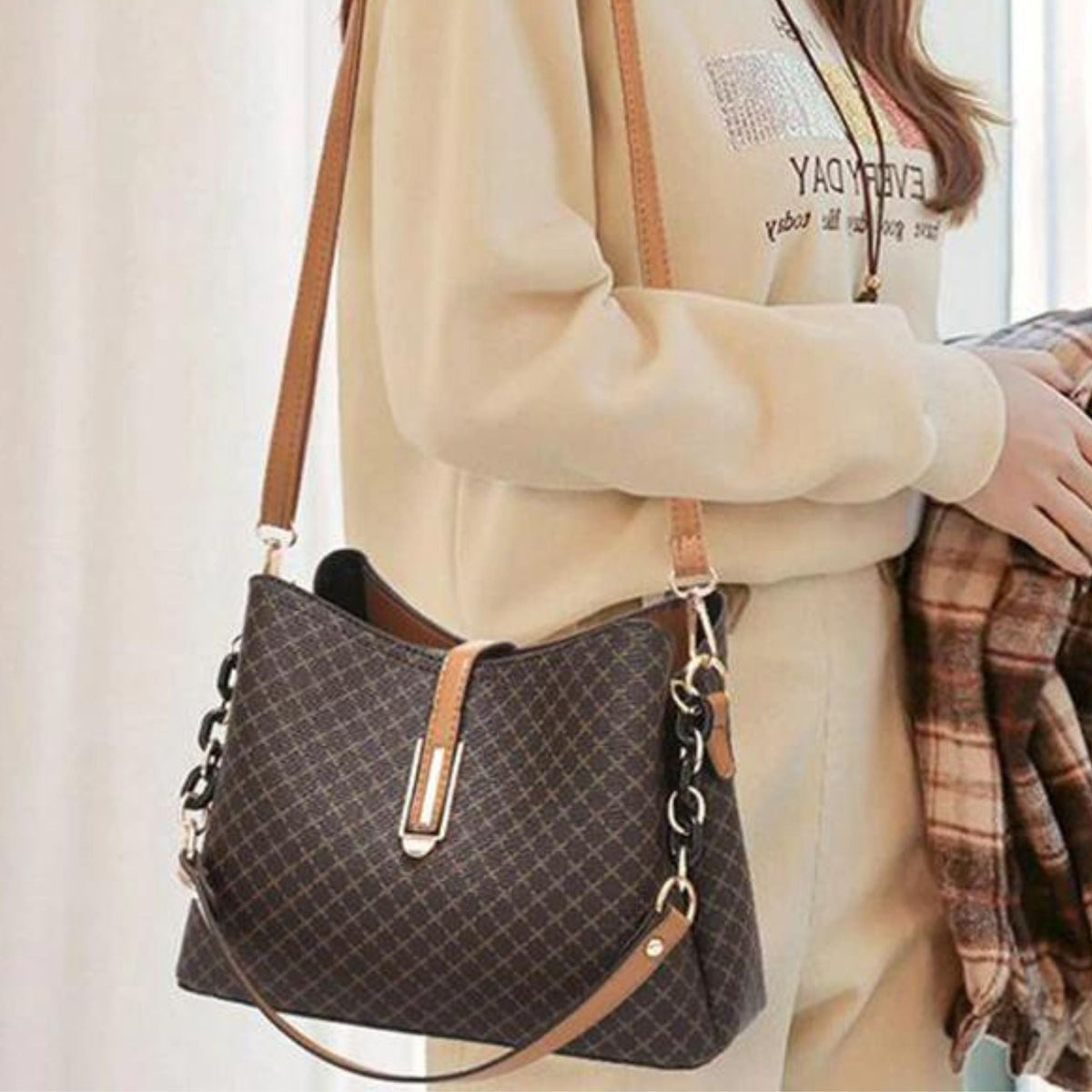 BORSA IN PELLE - YALENA