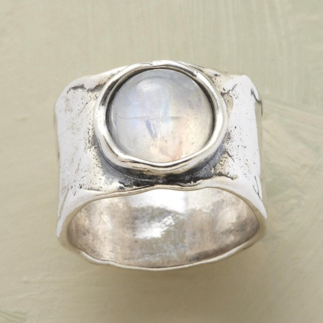 Reyes - Boho Moonstone Ring