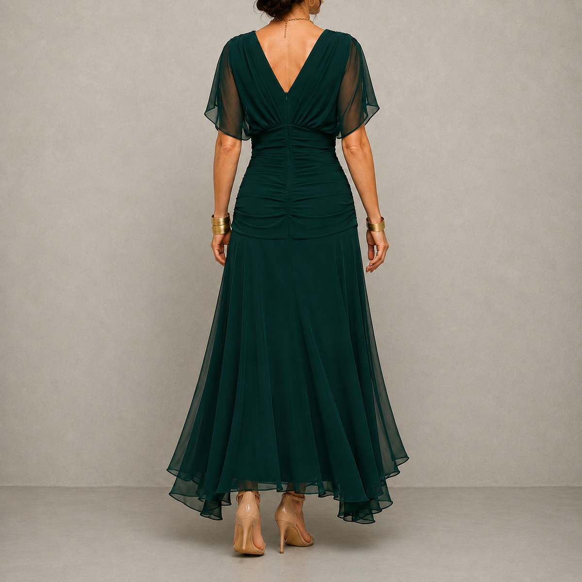 Emma | Vestido de noche drapeado con escote en V