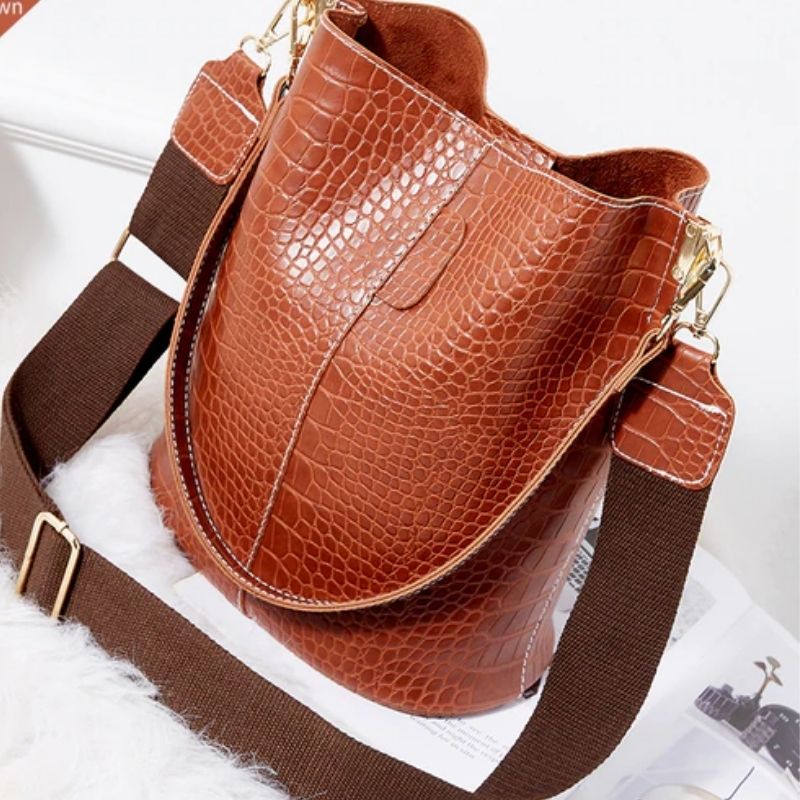 BORSA - MARY BENNETT