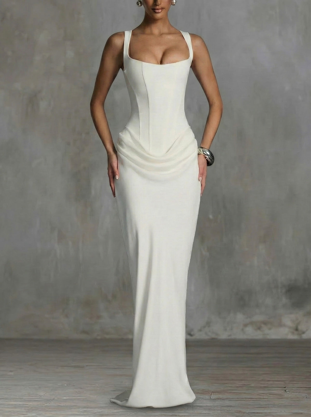 Éléonore | Square-Neck Maxi Dress
