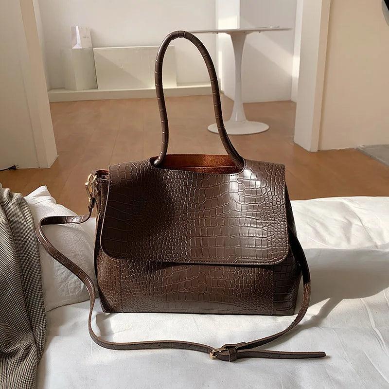 BORSA IN PELLE - CLOVE