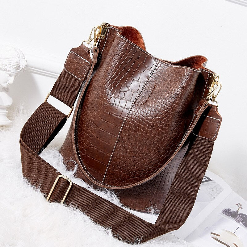 BORSA IN PELLE - MARY BENNETT