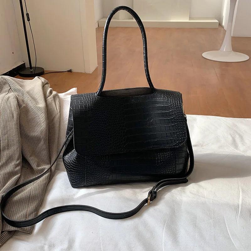 BORSA IN PELLE - CLOVE