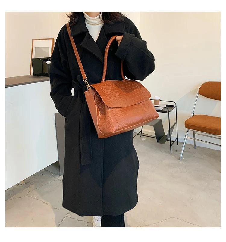 BORSA IN PELLE - CLOVE