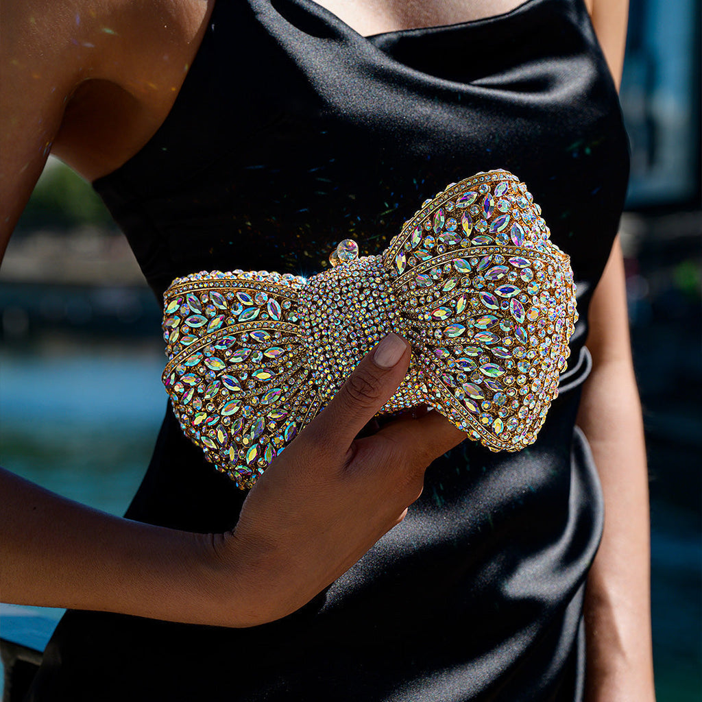 POCHETTE CON FIOCCO E STRASS - BIANCA