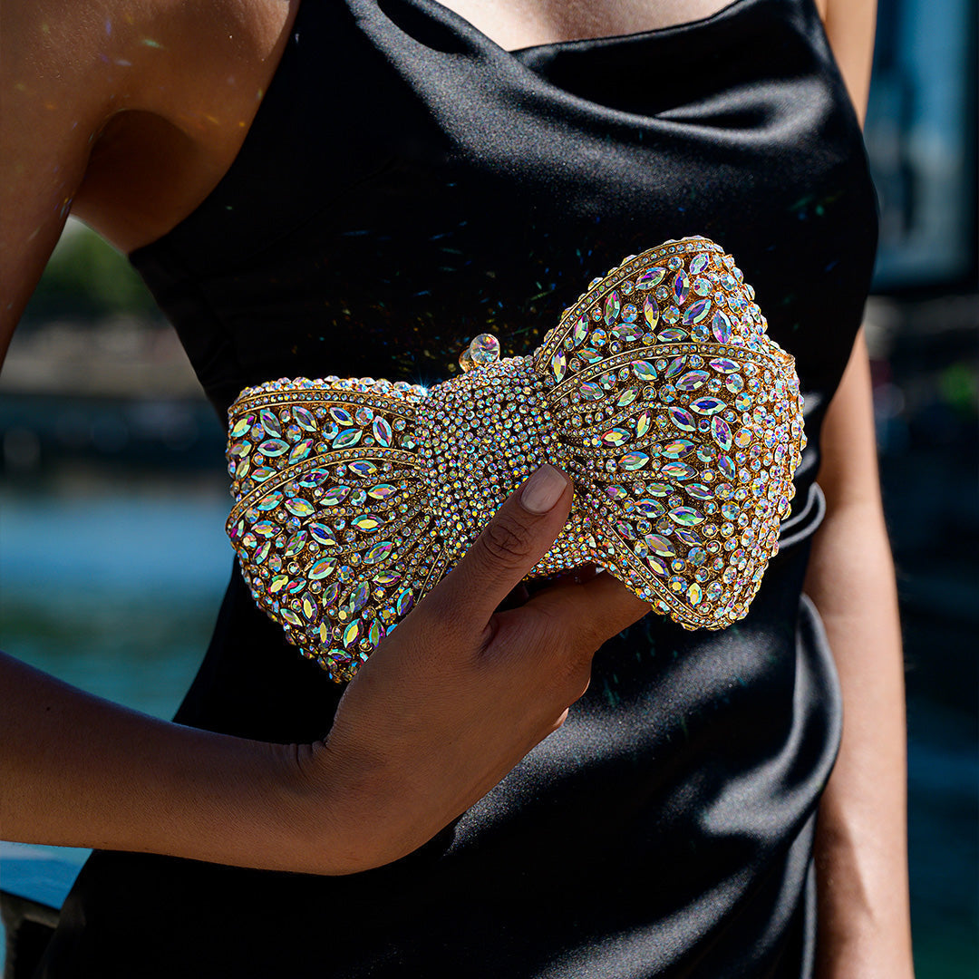 POCHETTE CON FIOCCO E STRASS - BIANCA