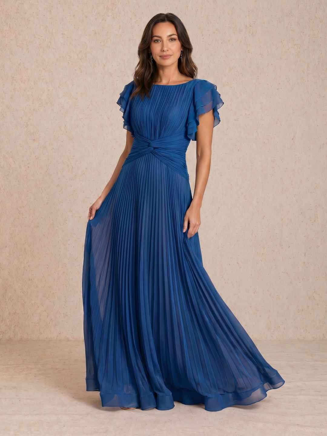 Pleated dress with knotted detail