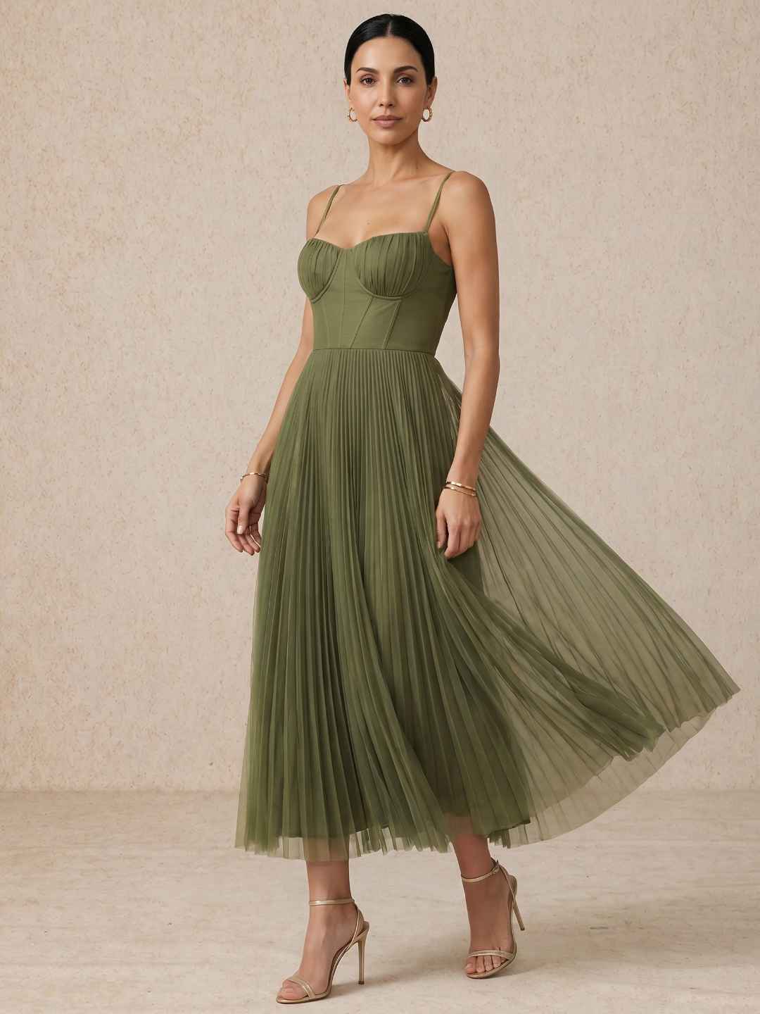 Pleated midi dress with straps