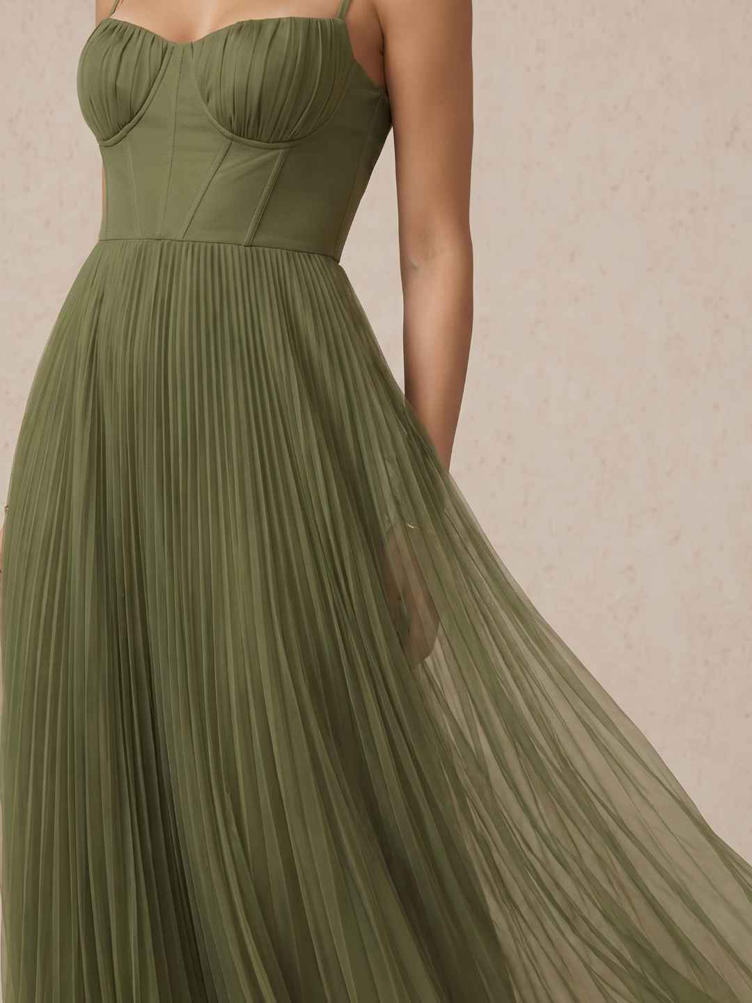 Pleated midi dress with straps