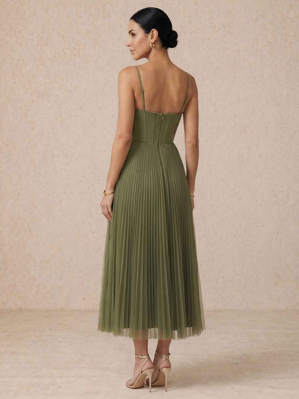 Pleated midi dress with straps