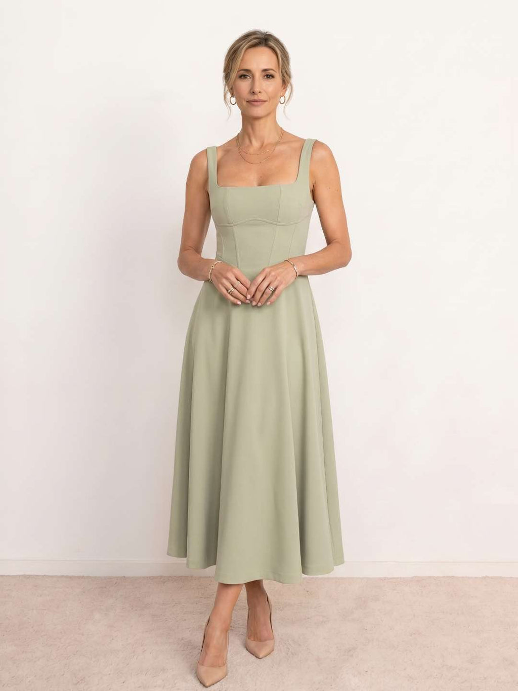 Midi dress with a square neckline