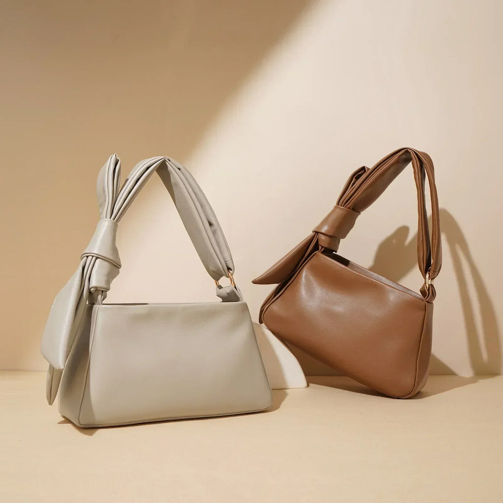 BORSA A TRACOLLA CON FIOCCO - HILDA