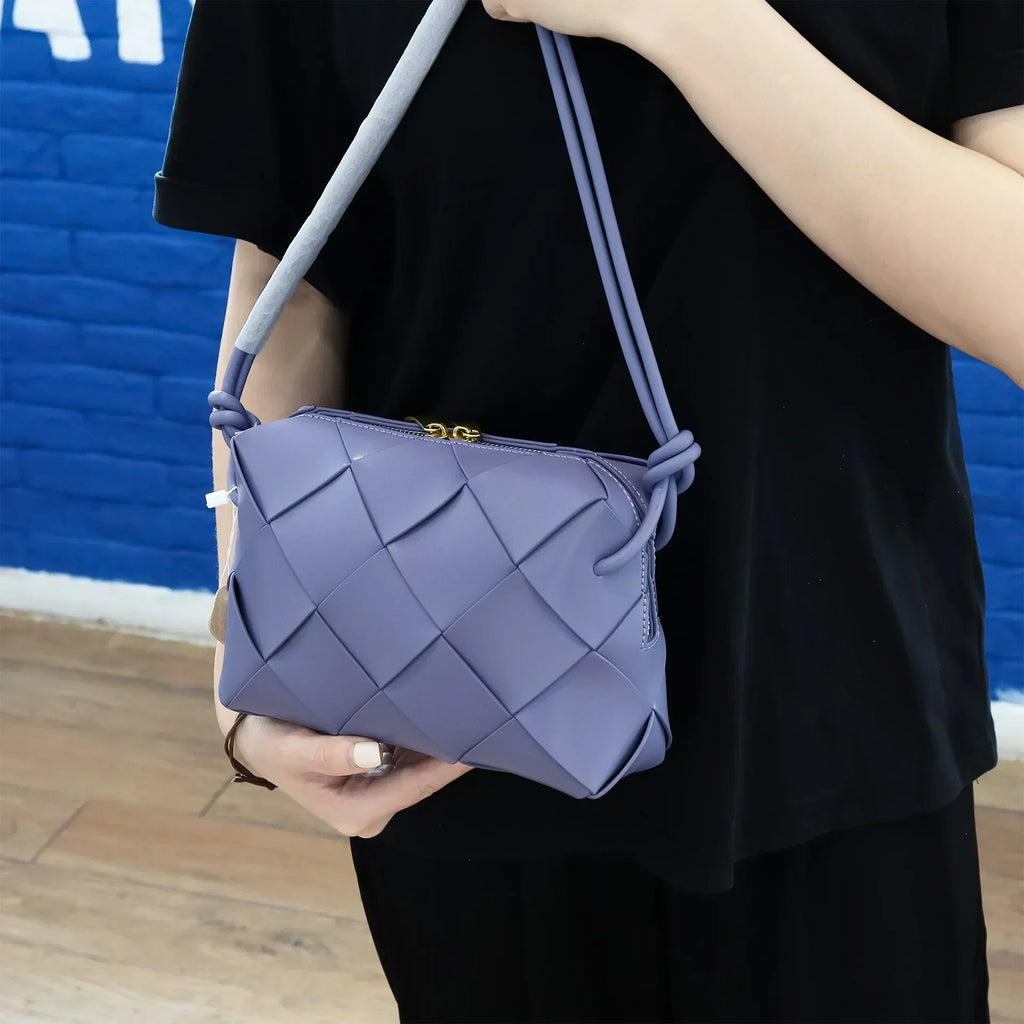 BORSA A TRACOLLA MEDIA IN PELLE - ZÉLIA