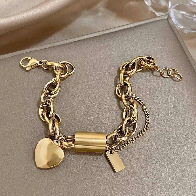 Guadalupe - Gold Heart Charm Bracelet