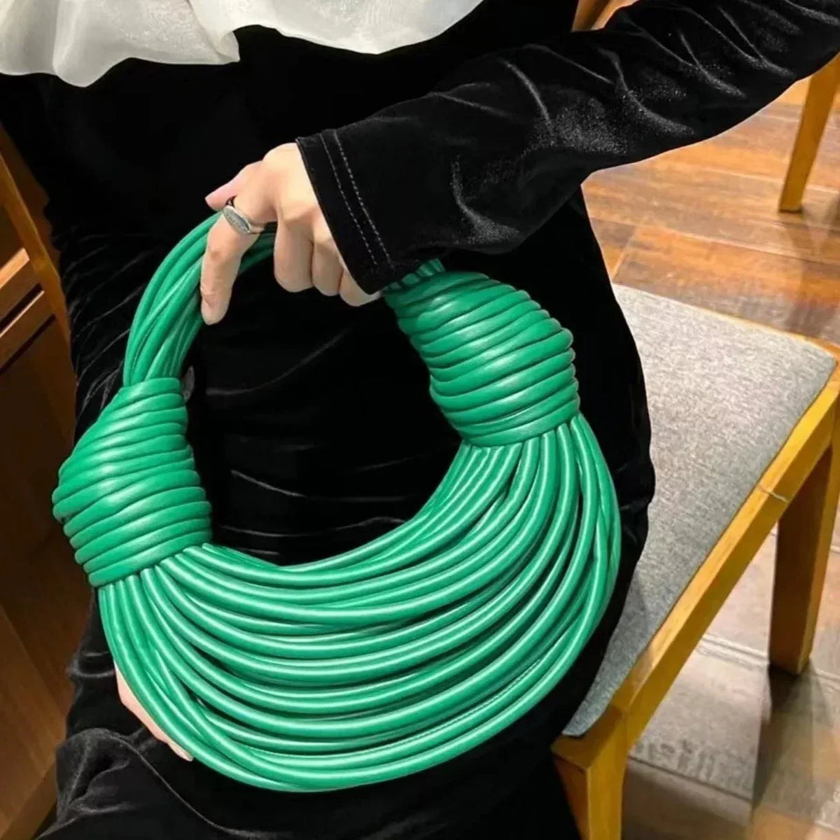 BORSA - ÚRSULA