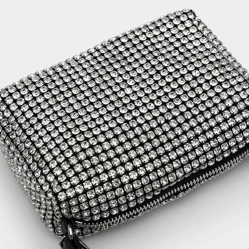 BORSA COMPATTA CON BORCHIE - LUXURY