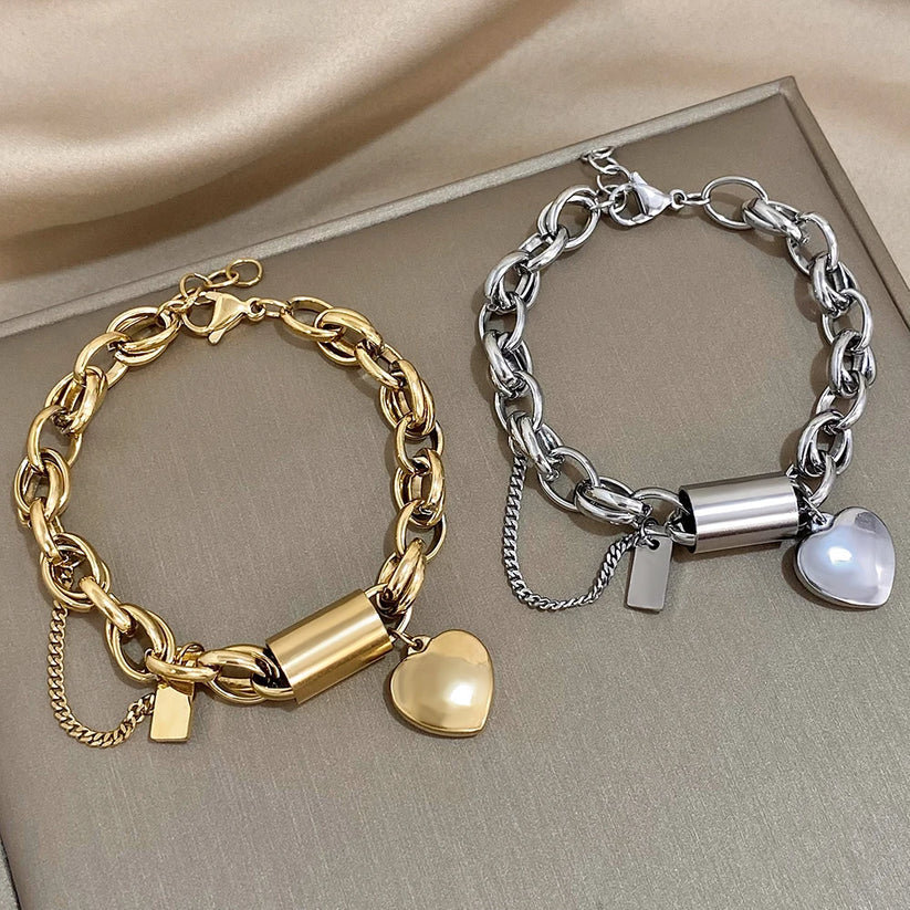 Guadalupe - Gold Heart Charm Bracelet