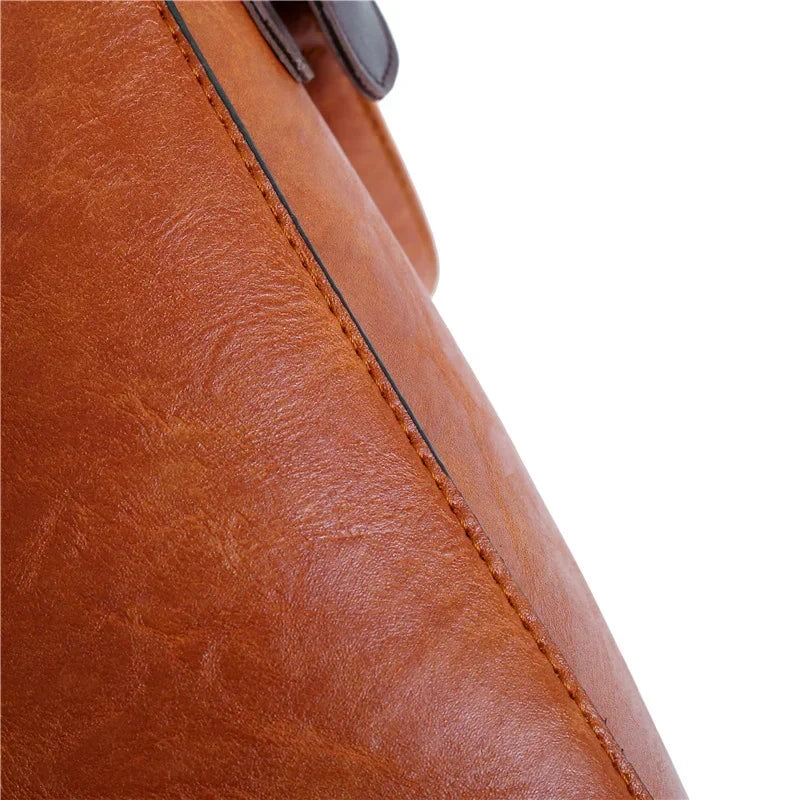 SET PREMIUM - BORSA + PORTAFOGLIO + POCHETTE + NECESSAIRE IN OMAGGIO