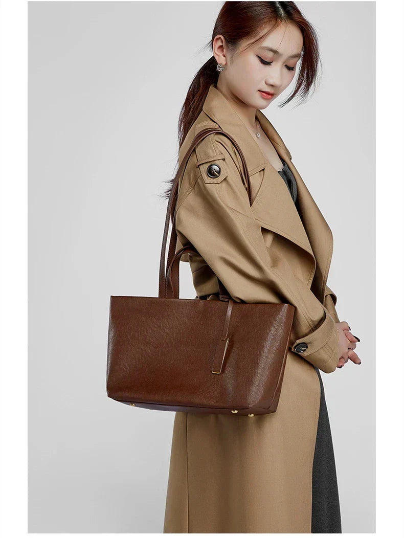 BORSA TOTE IN PELLE - JOANA
