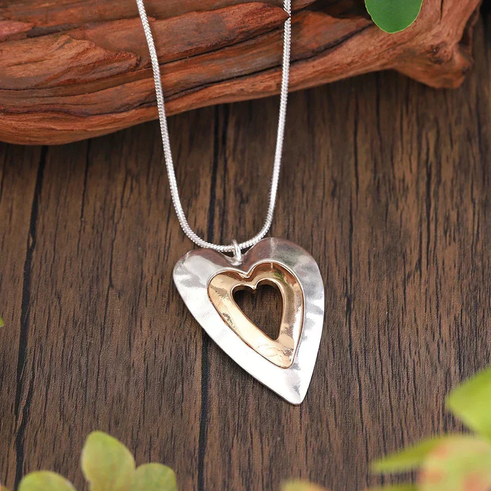 Olga - Vintage Heart Necklace in Silver and Gold