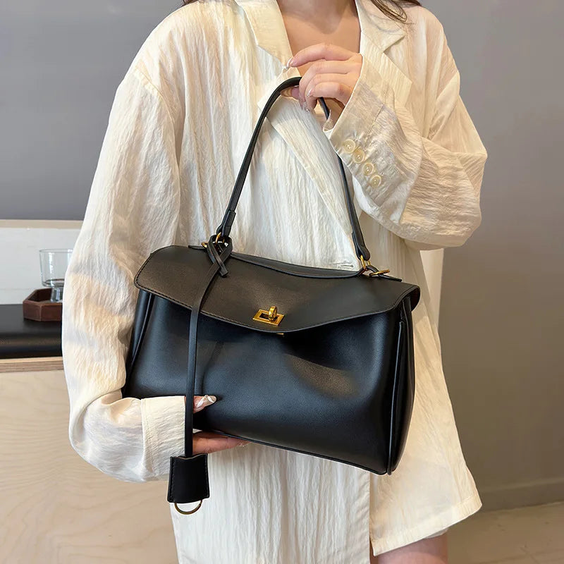 BORSA IN PELLE - SAPHIR