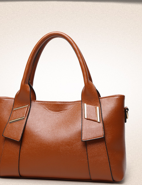 BORSA - ELARA