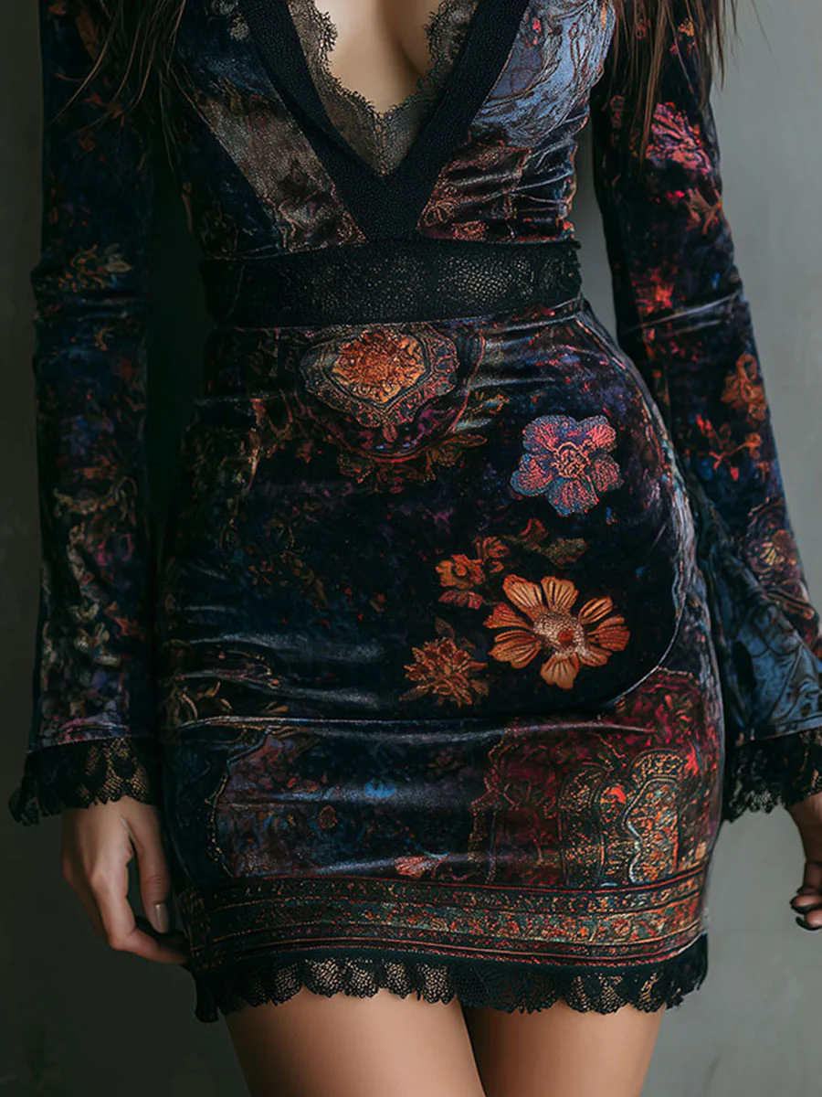 Iris | Fitted Velvet Mini Dress with Lace and Floral Print
