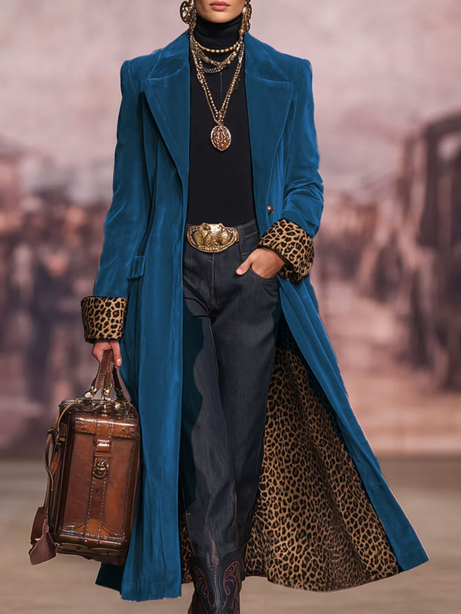 Cappotto con stampa leopardata monopetto con revers