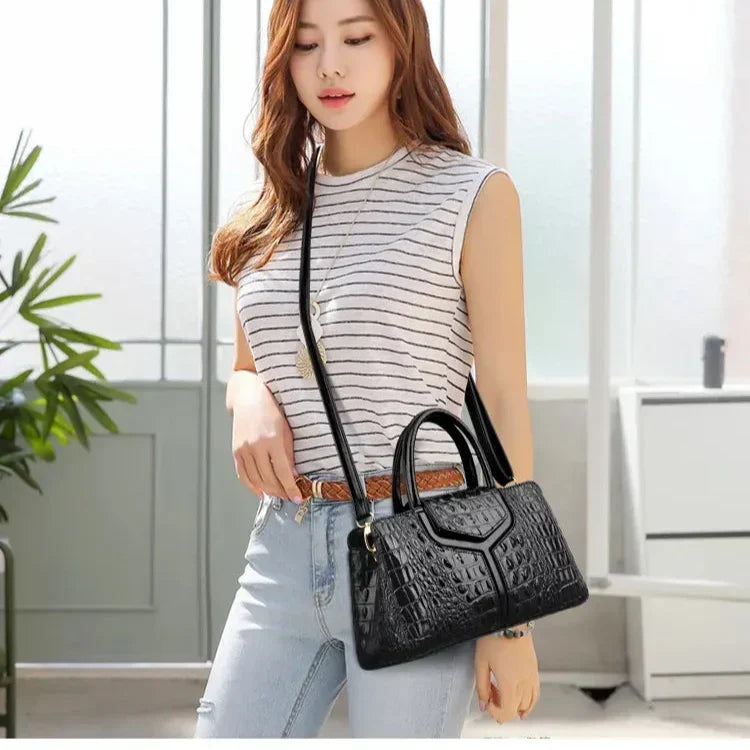 BORSA IN PELLE - CROCK