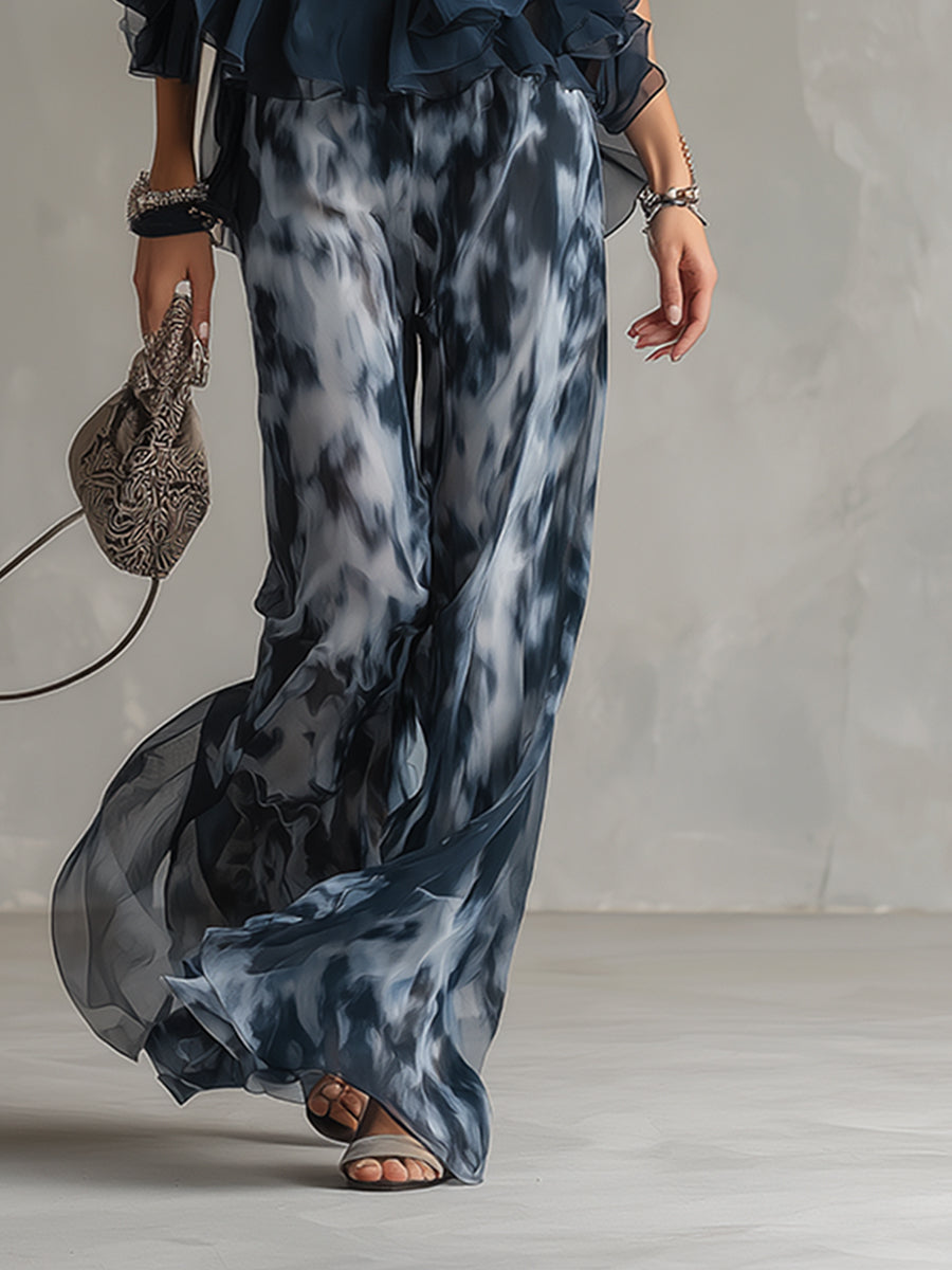 Chloé | Elegant Set with Navy Blue Halter Top and Printed Wide-Leg Pants
