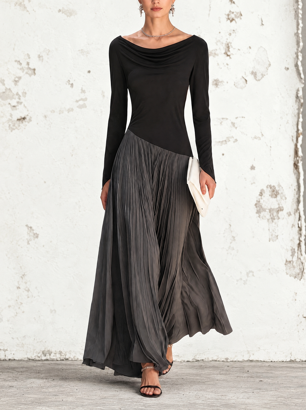 Marina | Abito Maxi Plissettato con Collo Drappeggiato Bicolore Nero e Grigio